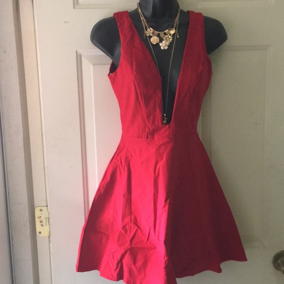 Solemio Dresses & Skirts - NEW WT Way Sexy Skater Red Dress.